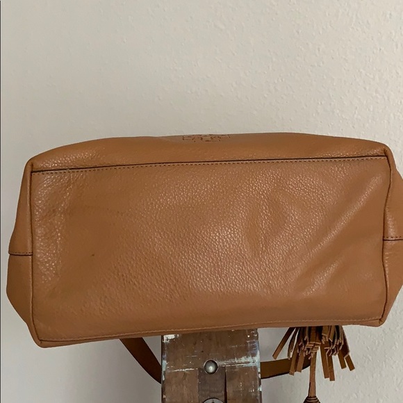 Tory Burch Thea Hobo Retired Shoulder Bag - Picture 8 of 8